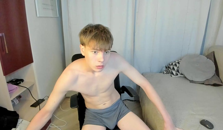 Live Gay Cam Show with Andyjey