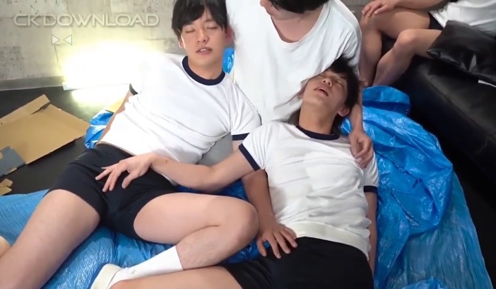 Twins Get Creampied in Bukkake Action