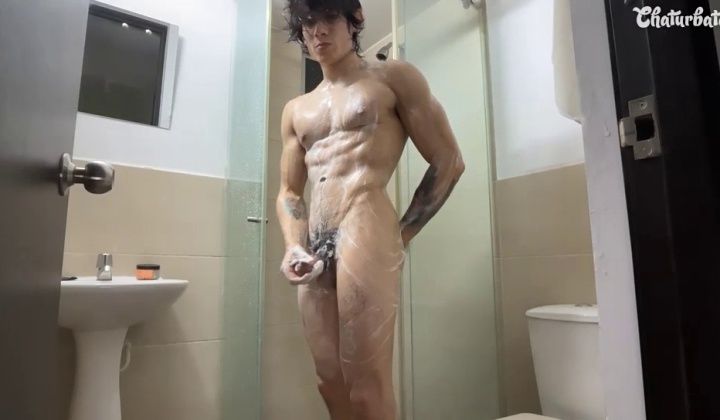 Mr Freed Dominates Young Bottom in Hardcore Action