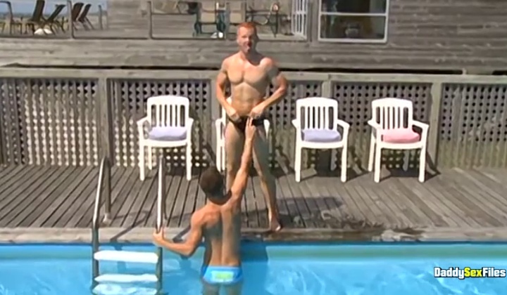 Daddies Zach Alexander, Blu Kennedy Enjoy Raw Uncut Meat