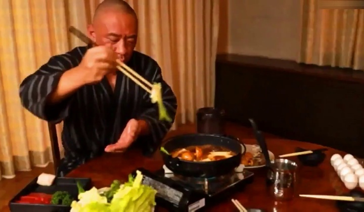 Japanese Daddy Seduces Twink Boyfriend