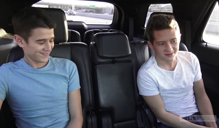 Gay Twinks Engage in Passionate Oral Sex