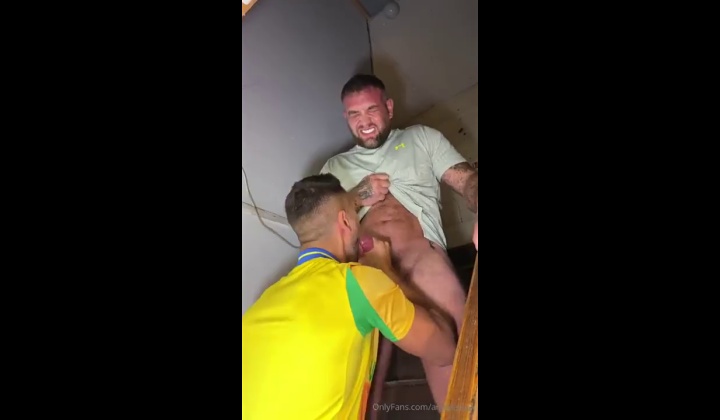 Guy Gives Intense Blowjob Action