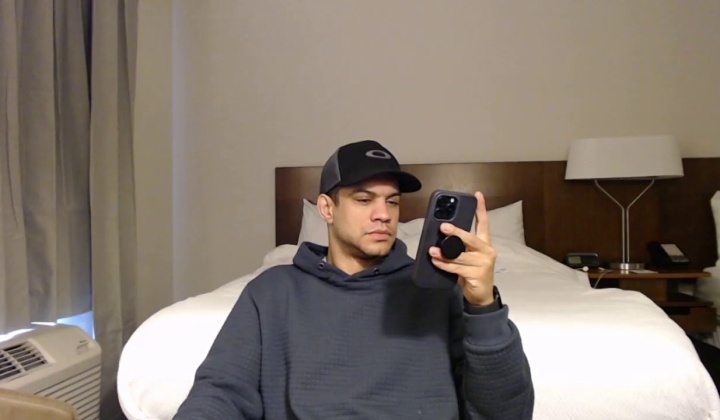 New York Guy Masturbates to Cum