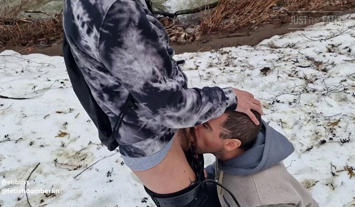 Hiker Gets Blowjob in Snowy Woods