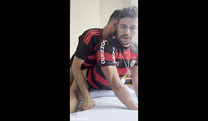 Bareback Twink Gets Fucked by Hung Top