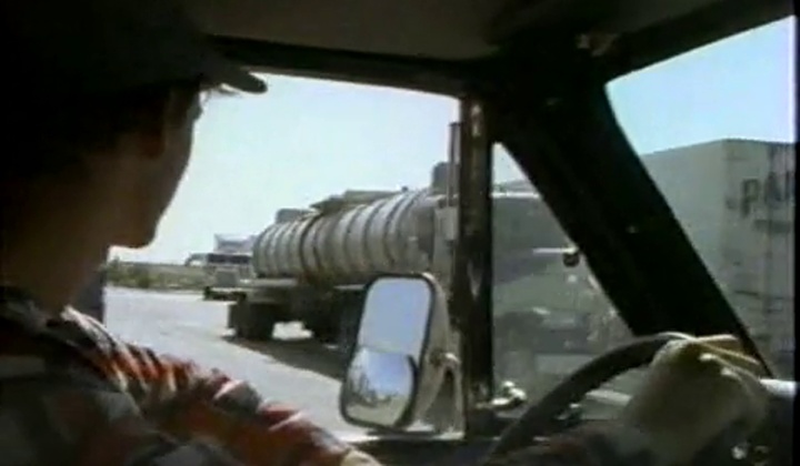 Huge Dick Bareback Fucking