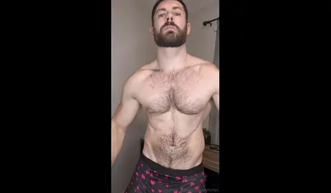 Young Twink Gets Naked in Bedroom Solo Scene