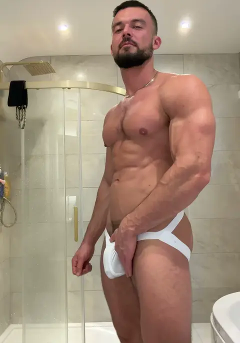 Intense Gay Oral Action