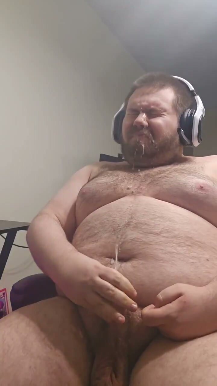 Gay Bear Masturbates to Orgasm