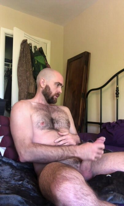 Hunky Dude Blows Load in Gay Cumshot Scene
