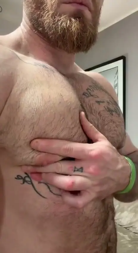 Hunky Guy Exposes Nipples for Tease
