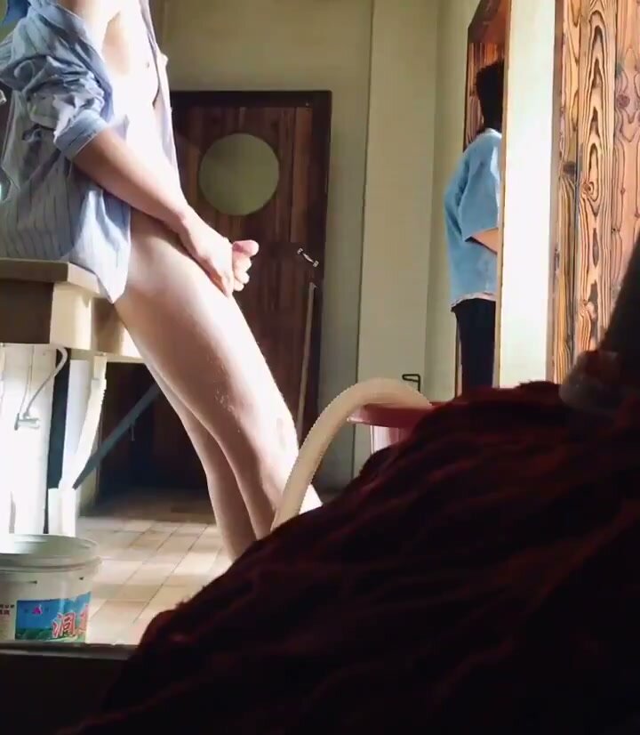 Guy Caught Masturbating on Camera