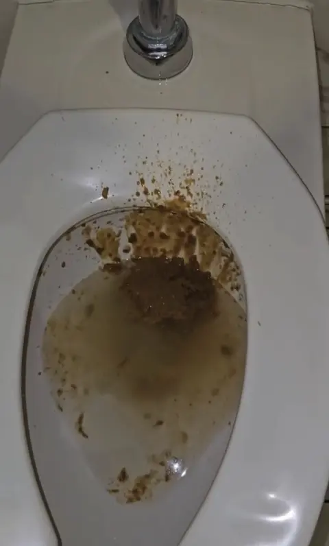 Pre Workout Blowjob and Quick Bath
