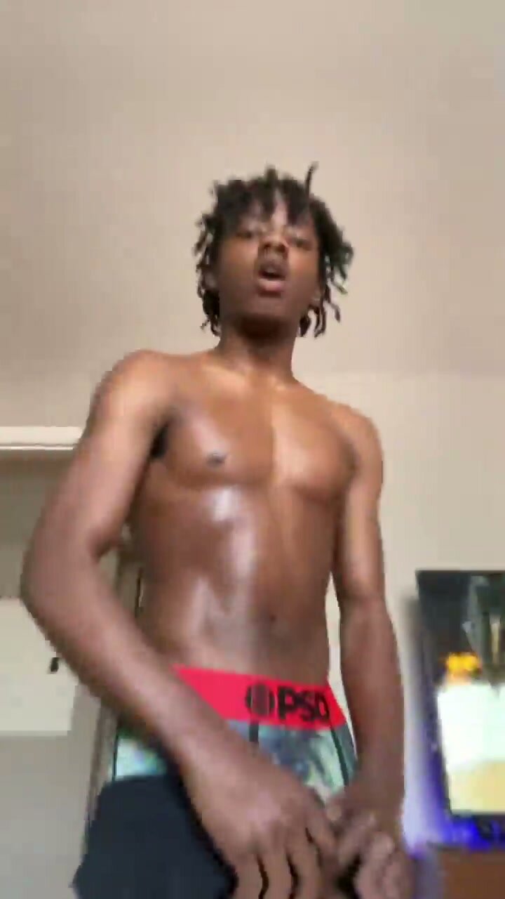 Black Guy Gives Oral Sex