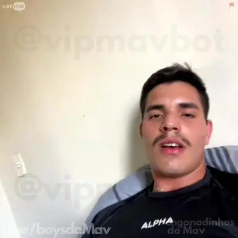 Straight Guy Talks Dirty to Orgasm