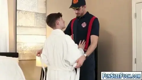 Size Difference Matters in Hardcore Gay Action