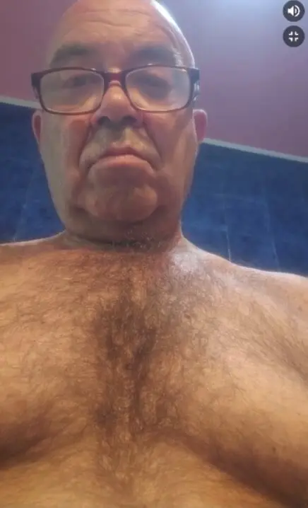 Hairy Bear Daddy Fucks Younger Guy