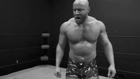 Russian Muscle Stud Shows Off Body