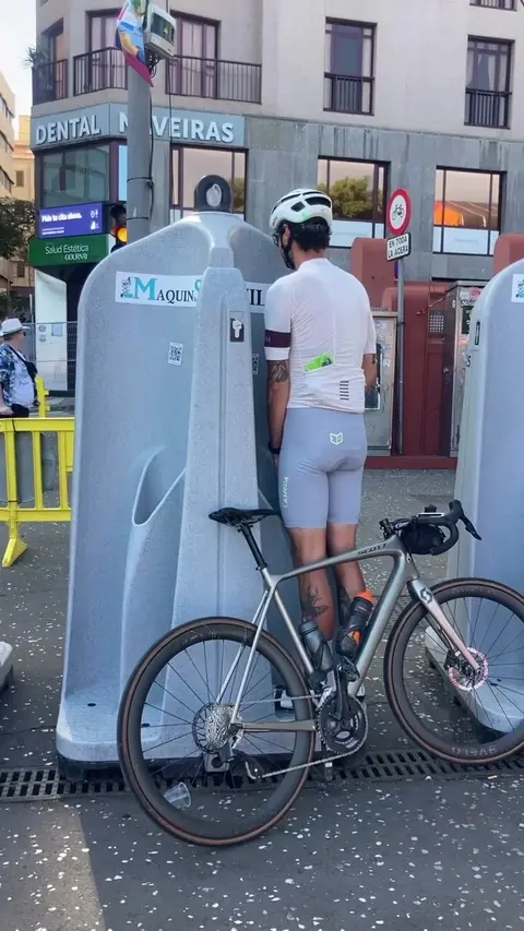 Horny Cyclist Gets Fucked in Outdoor Encounter