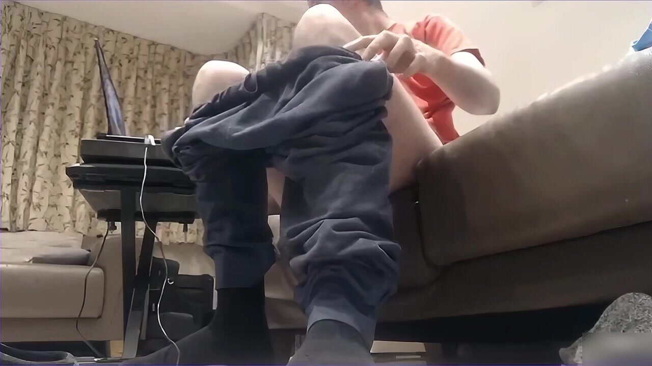 Dad's Dick Gets Beaten by Son
