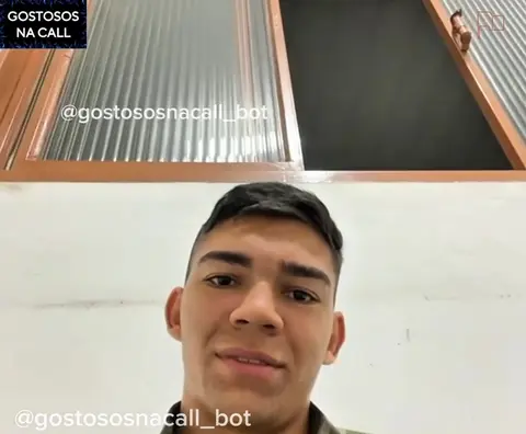 Army Soldier Shows Off Hard Cock