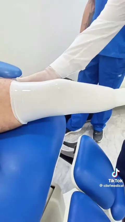 Amputee Guy Gets Fucked by Hung Top