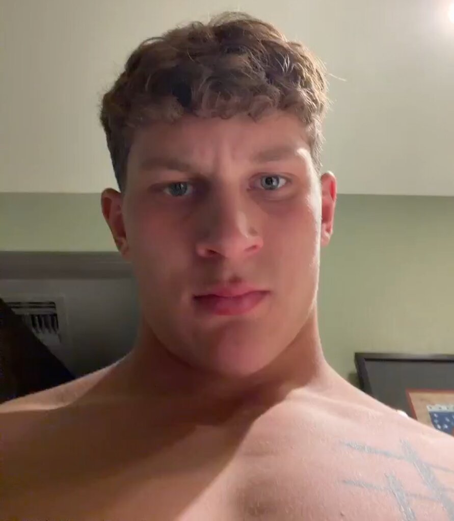 Dominant Top Teagen Fucks His Submissive Bottom