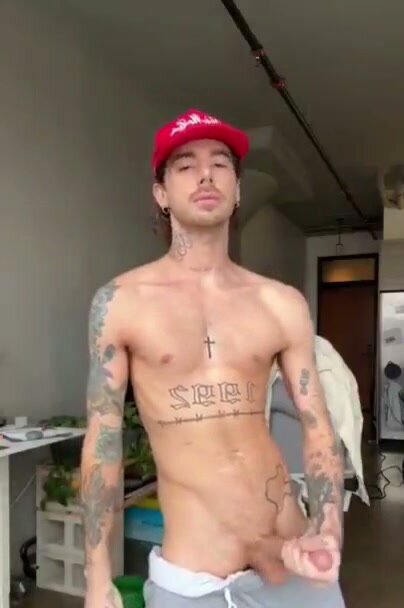 Hunky Smoker Gets Fucked