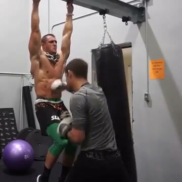 Jock Gets Abs Punched in Gym