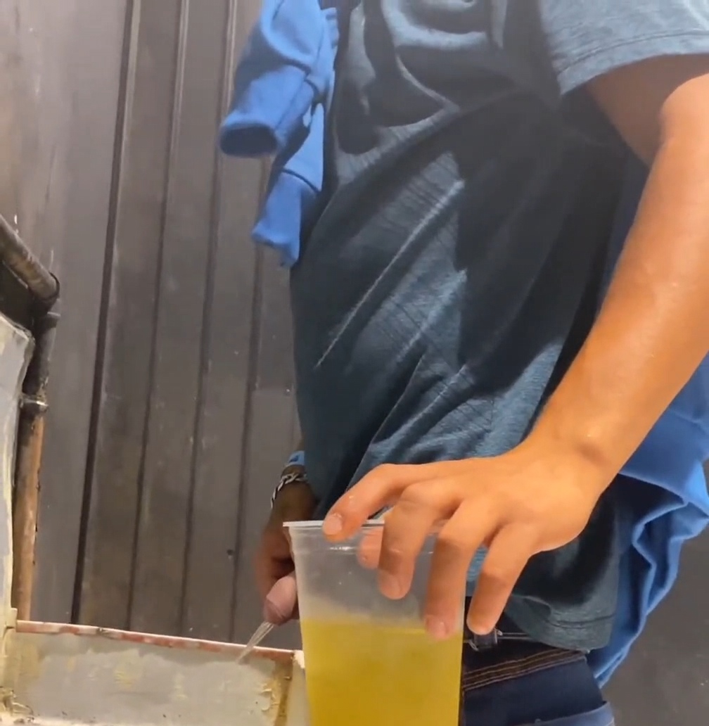 Guy Spied on in Night Club Urinal