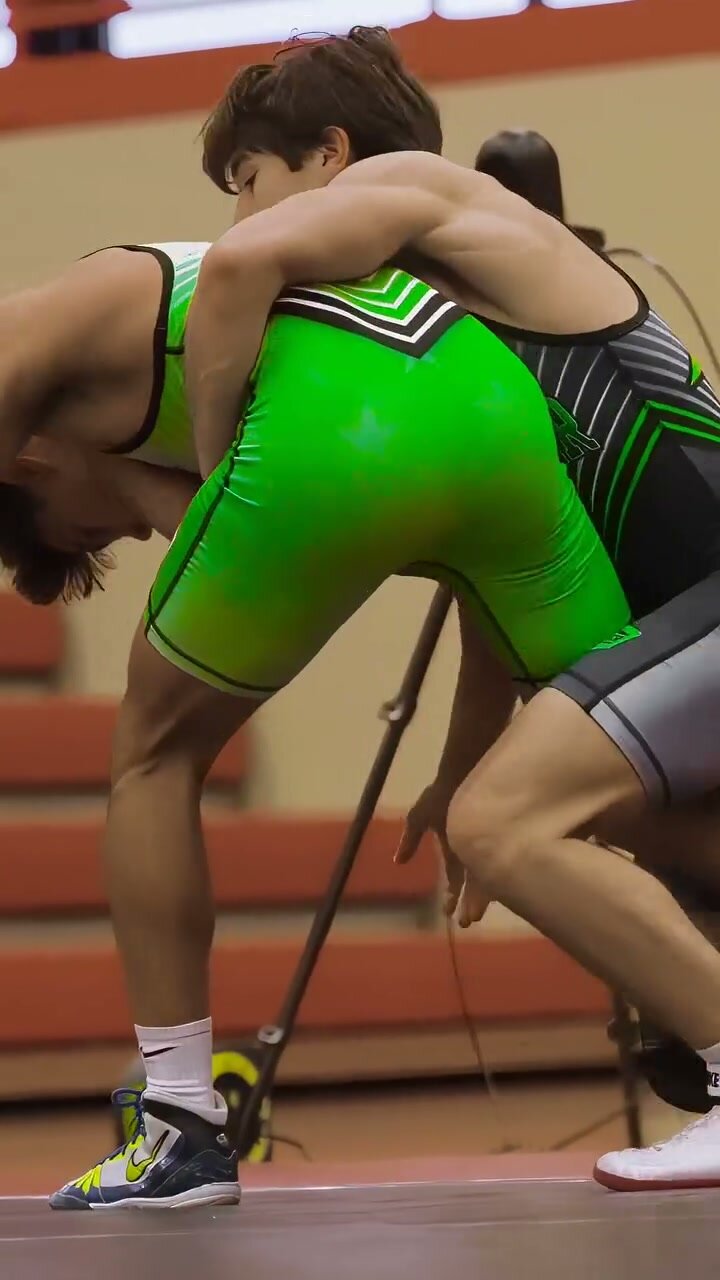 Teen Wrestlers Engage in Erotic Submission Match