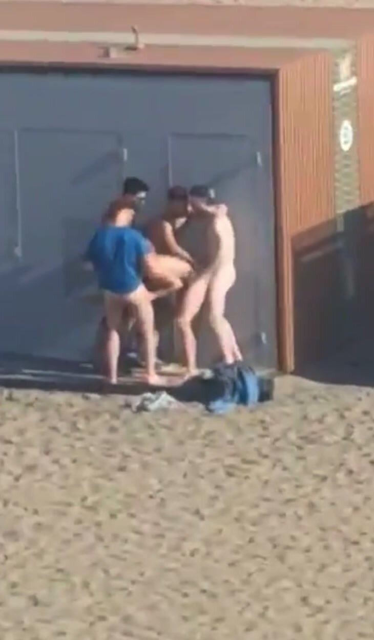 Beach Voyeur Gets Fucked in Public