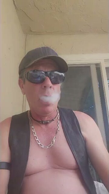 Bareback Redneck Twink Gets Fucked in Trailer Park
