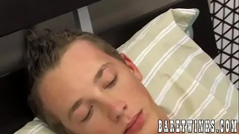 Twinks Share Oral Sex Before Bareback Fucking