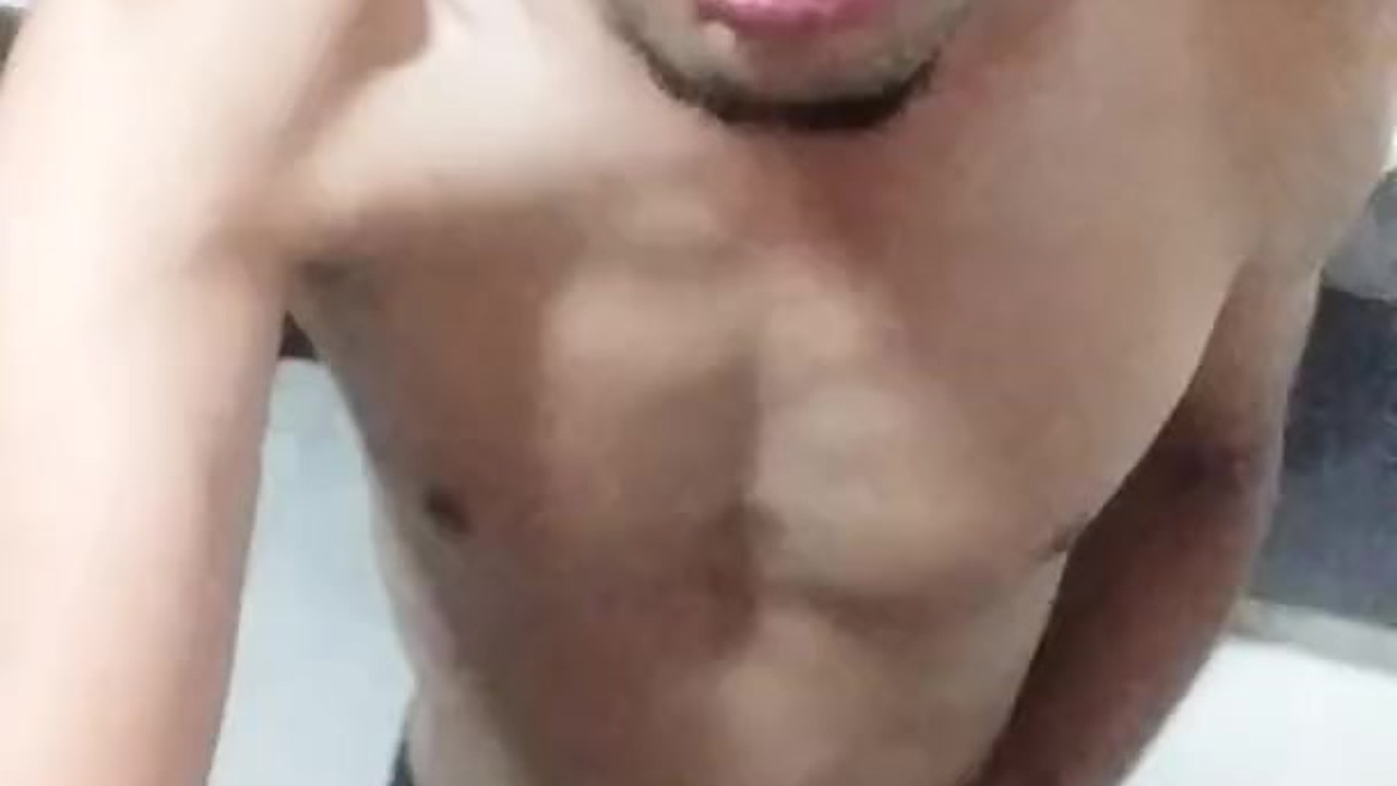 Amateur Guy Poses for Followers