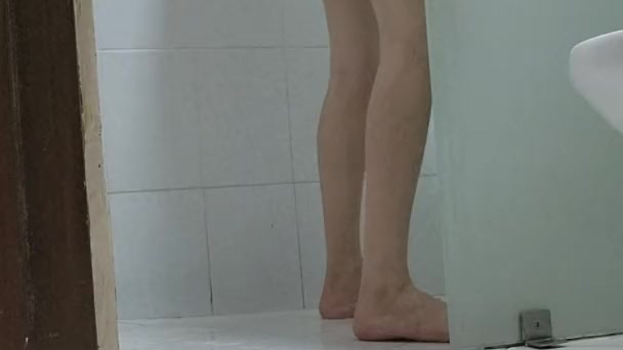 Gay Guys Shower Together in Hot Scene