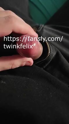 Solo Guy Uses Massage Gun for Intense Orgasm