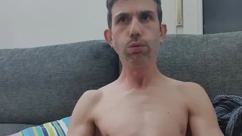 Solo Guy Masturbates in Dedicated Session