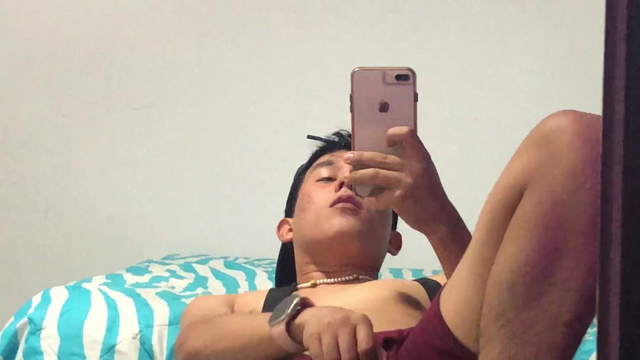 Horny Guy Masturbates Alone