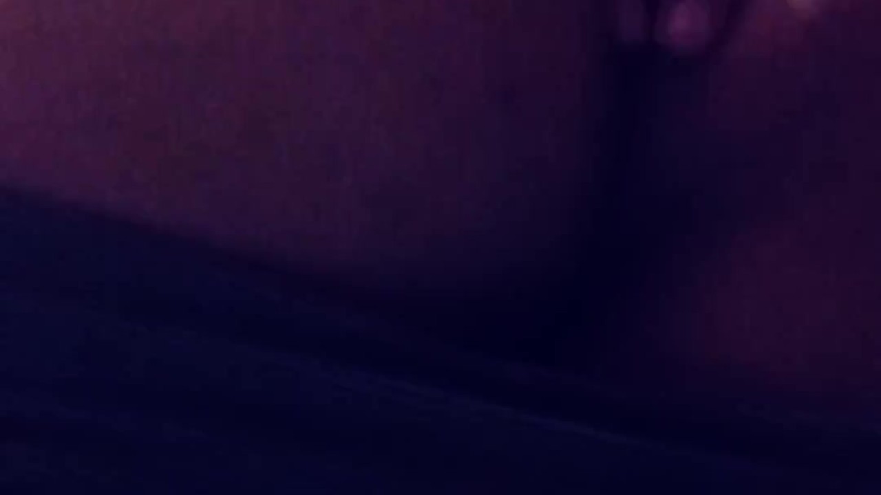 Solo Guy Fingers Himself in Bedroom