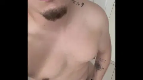 Solo Guy Masturbates Before Day Ends