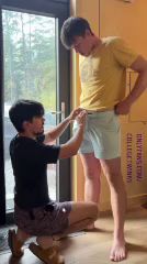 Guy Exposes His Dick for Inspection