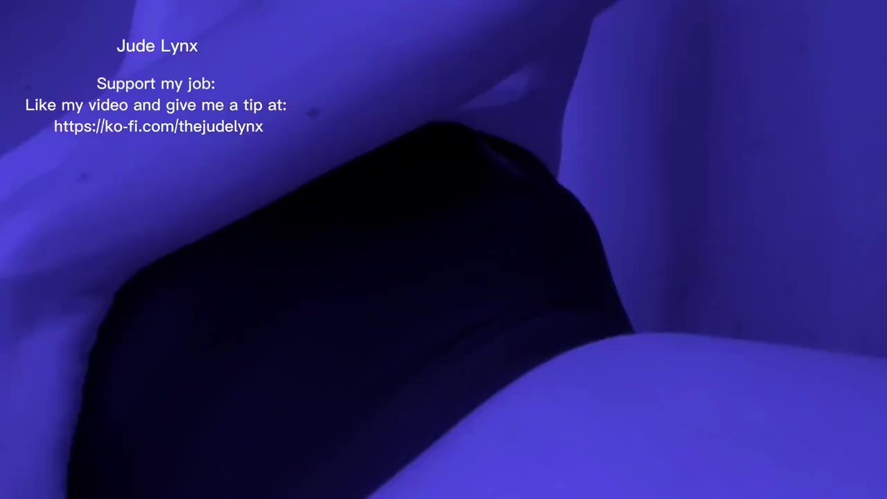 Jude Lynx Gets Blowjob from Eager Partner