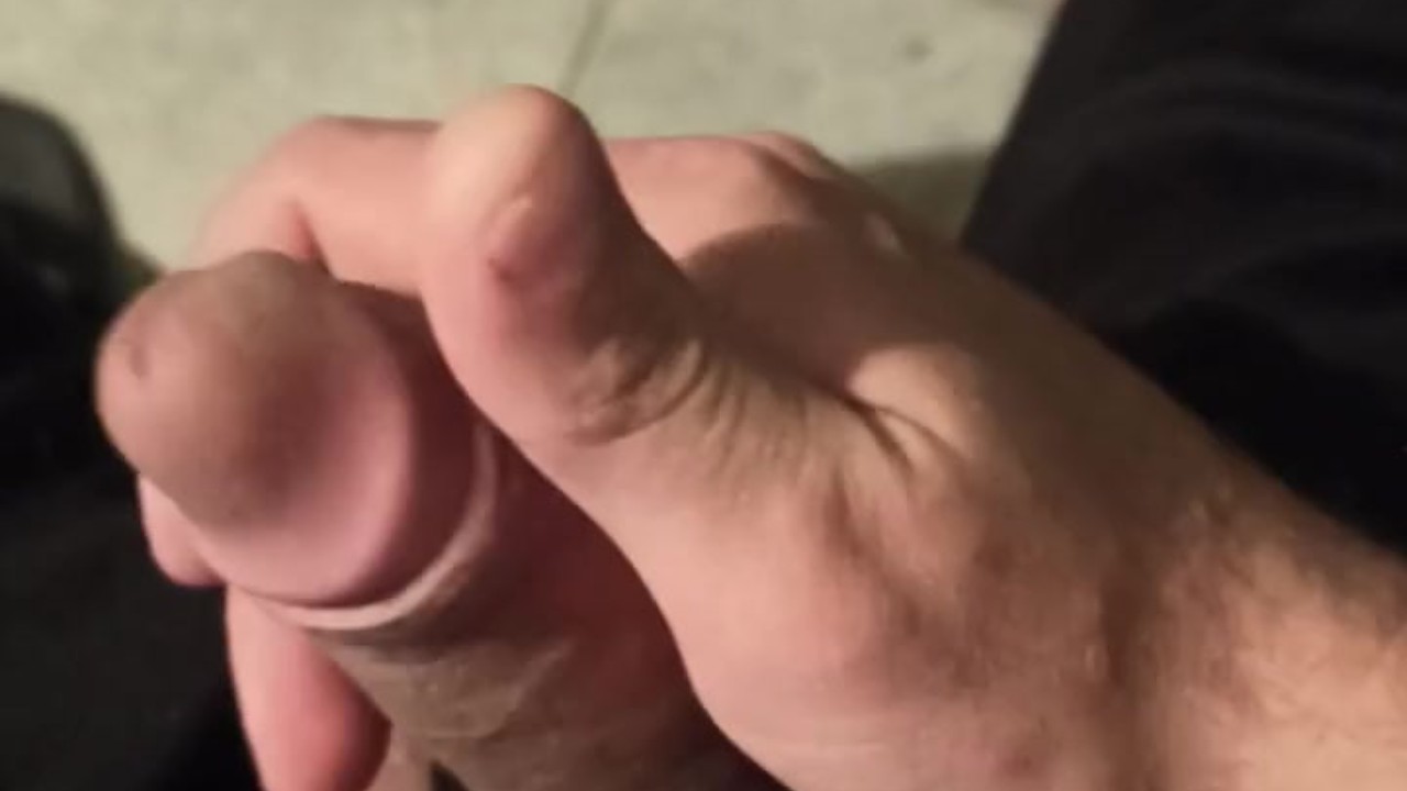 Paraguayan Guy Masturbates Alone