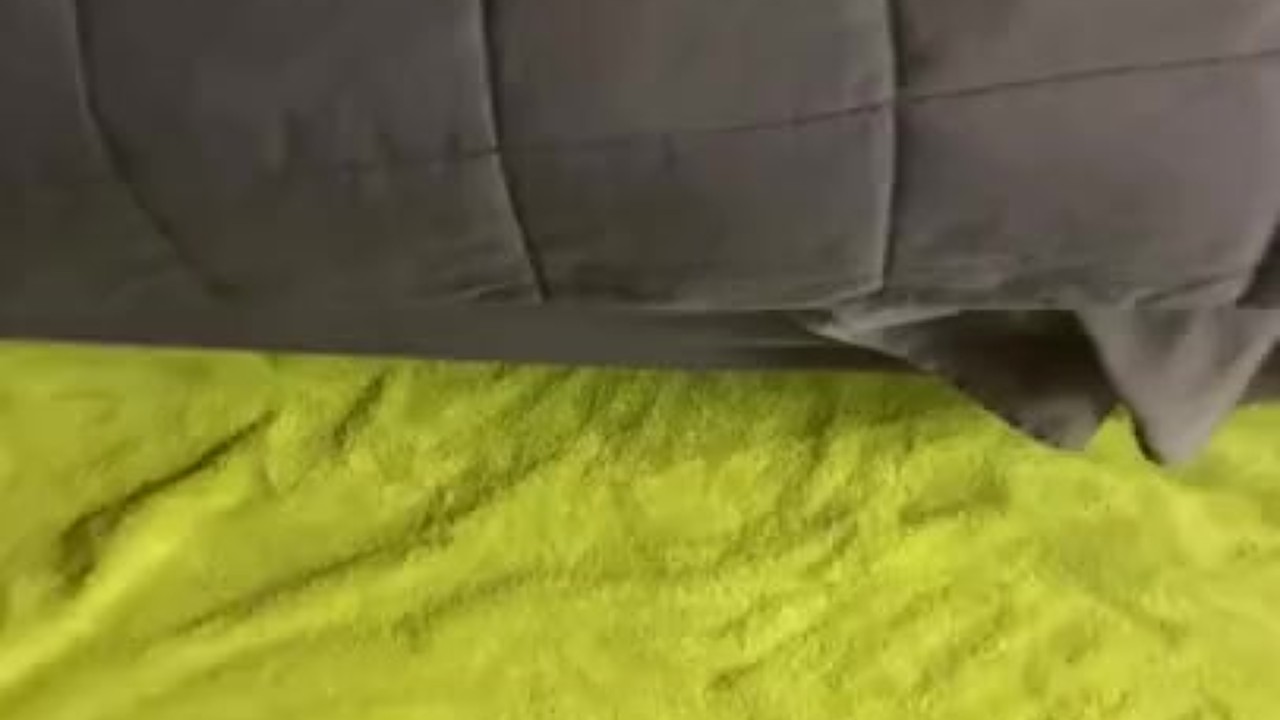 Guy Jerks Off to Standing Cumshot