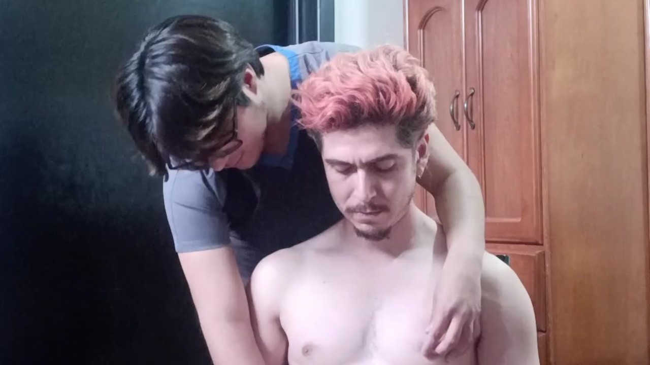 Gay Barber Gives Blowjob After Haircut