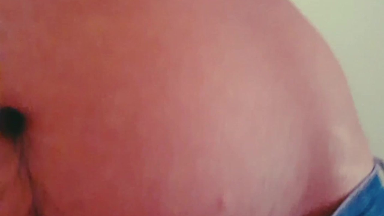 Colombian Guy Masturbates While Dancing