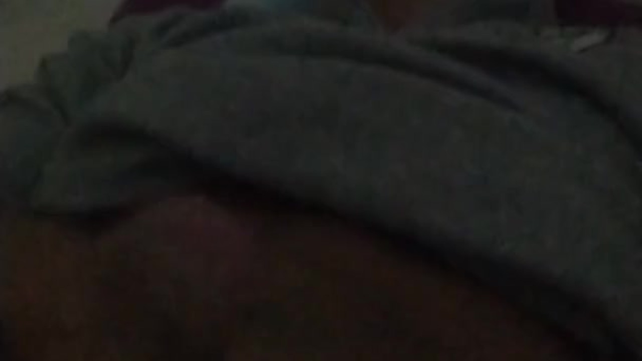 Venezuelan Guy Masturbates at Home