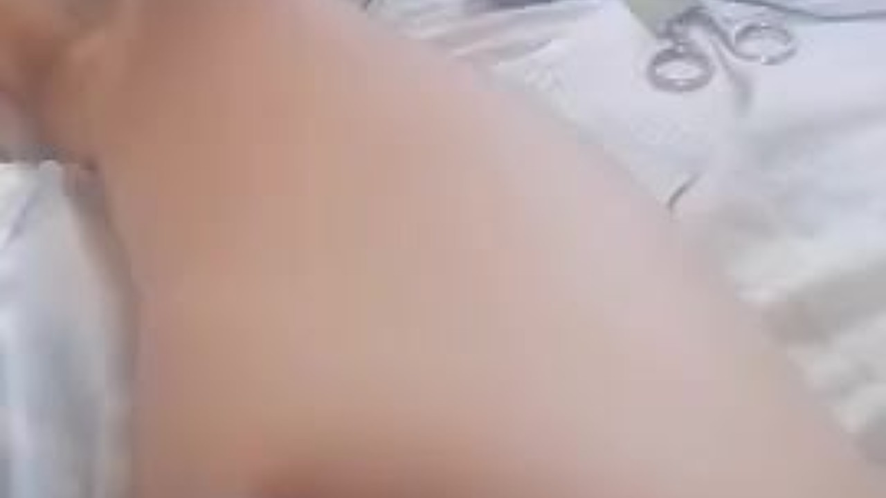 Horny Guy Masturbates with Big Dick